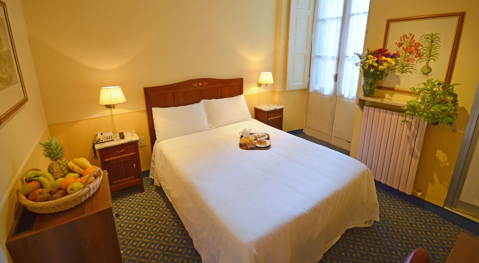Roma E Rocca Cavour Hotel 3*